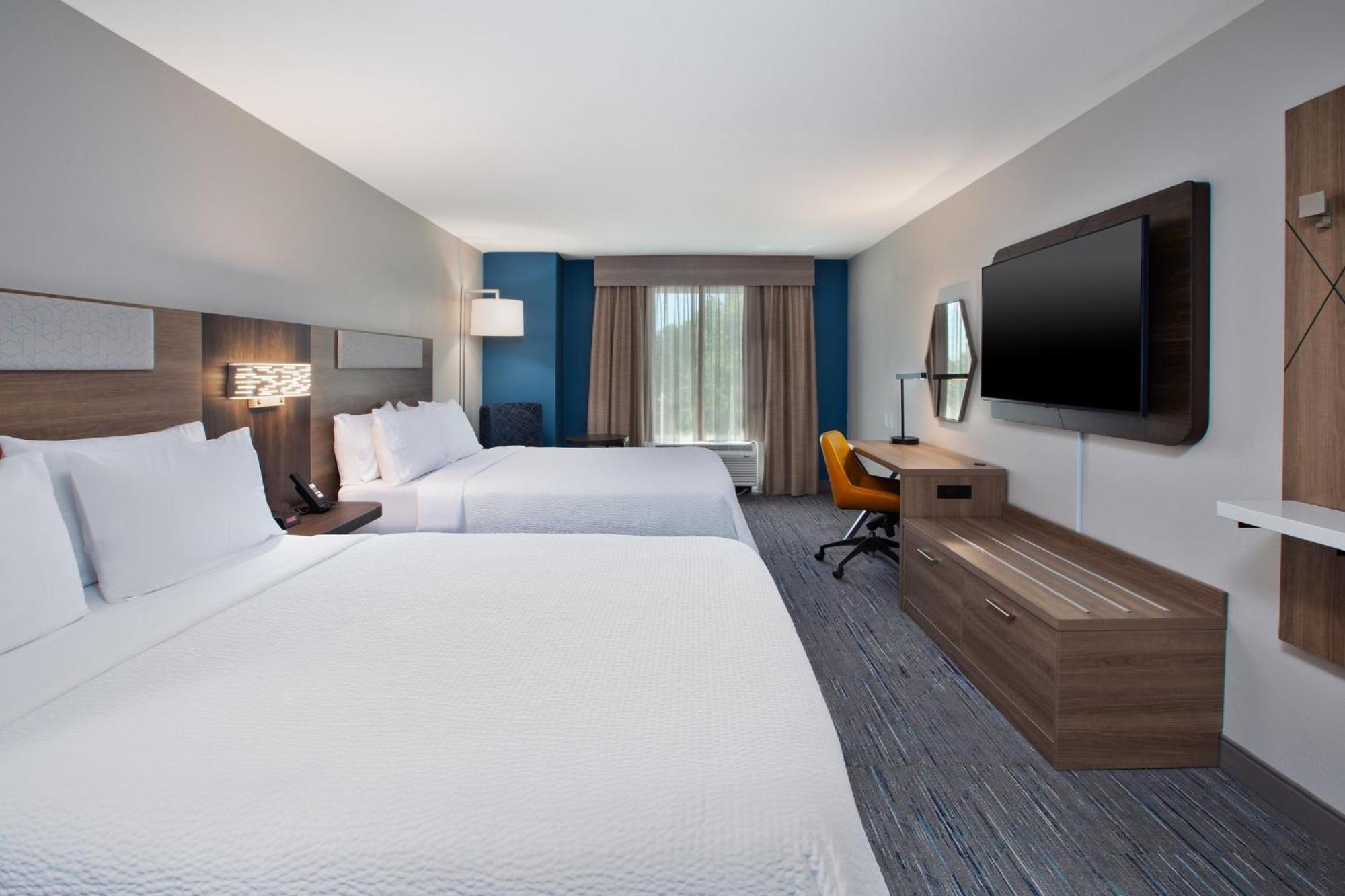 Holiday Inn Express & Suites I-26 & Us 29 At Westgate Mall By Ihg Spartanburg Exterior photo